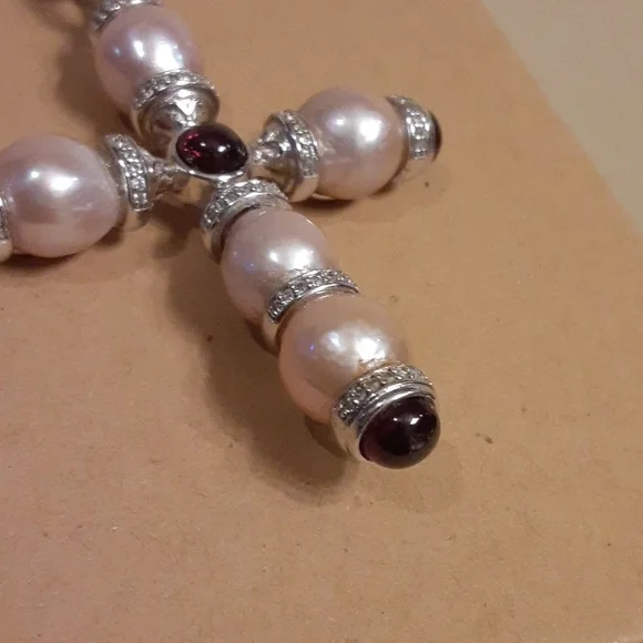 925 Genuine Pearls with Garnet Cabochons end Caps. - Picture 2 of 14